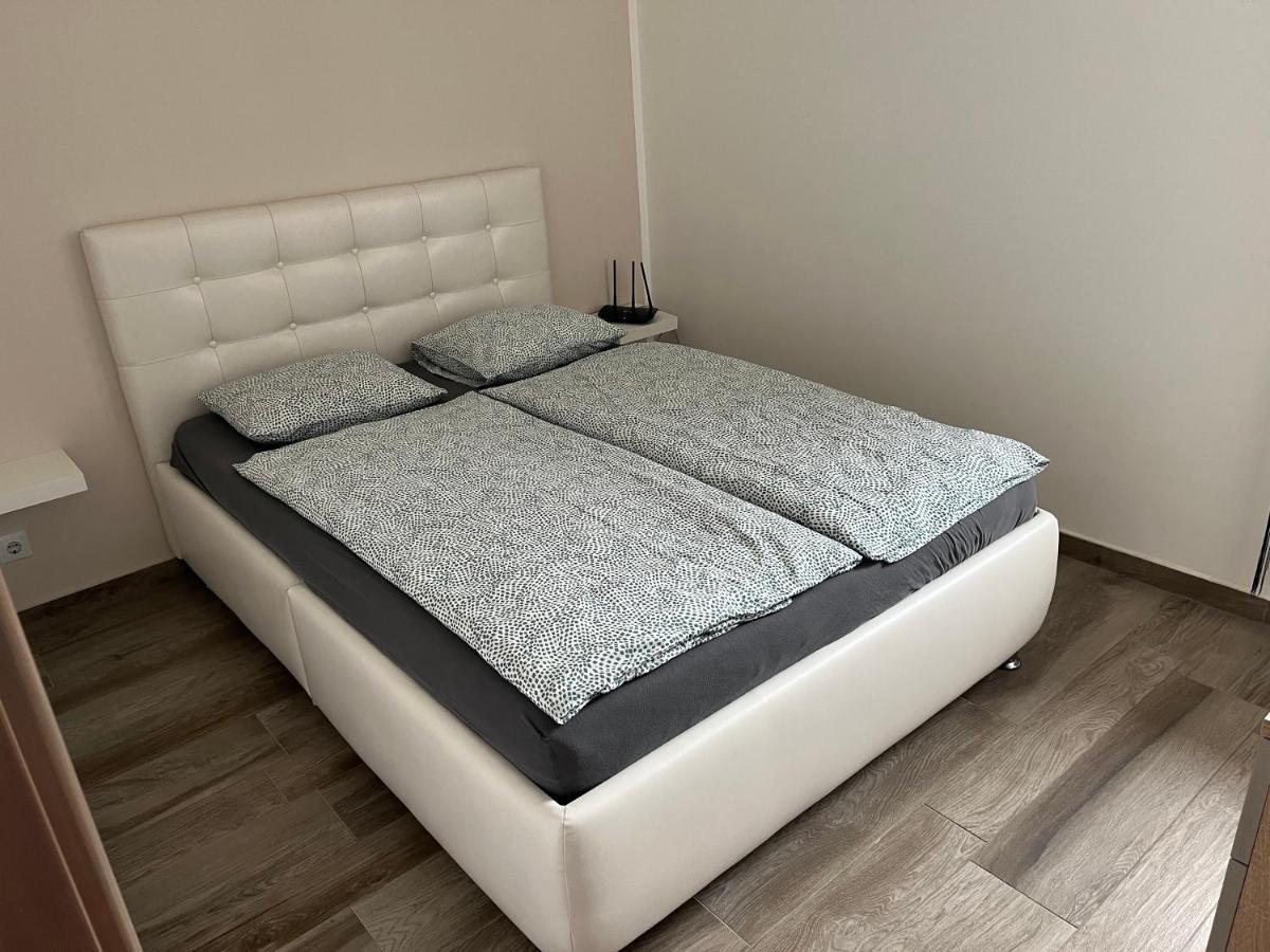 Rajczi Apartman Mohács Eksteriør billede